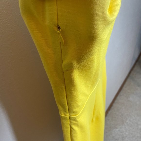 Talbots Yellow Sleeveless Sheath Dress Knee Length V Neck Cutout Detail NWT Size - Picture 6 of 11